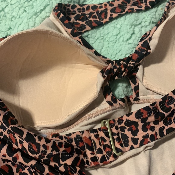 Bathing suit - Picture 6 of 9